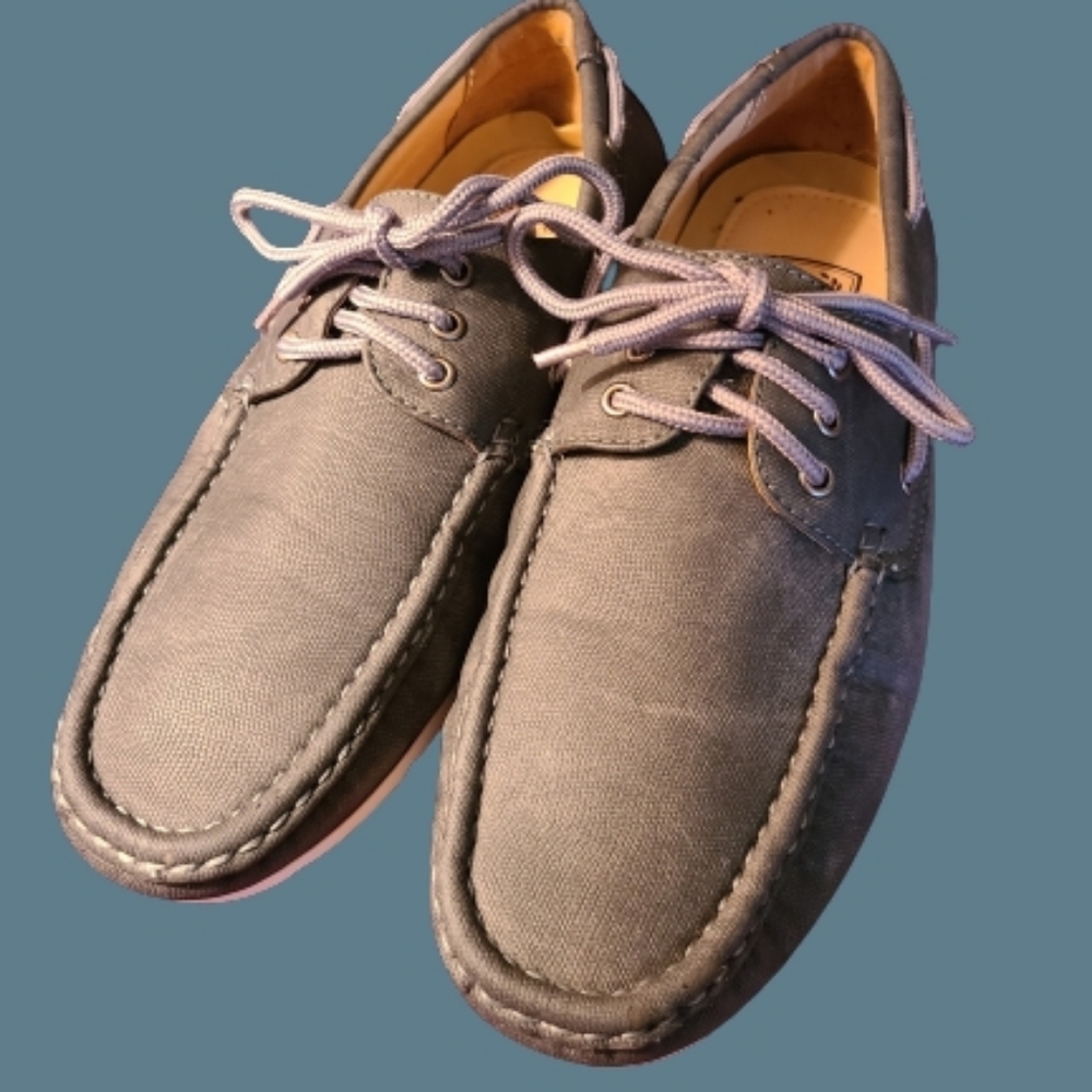 Phat Classic Canvas Loafers